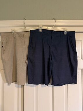 Bundle of Men’s Hang Ten Shorts